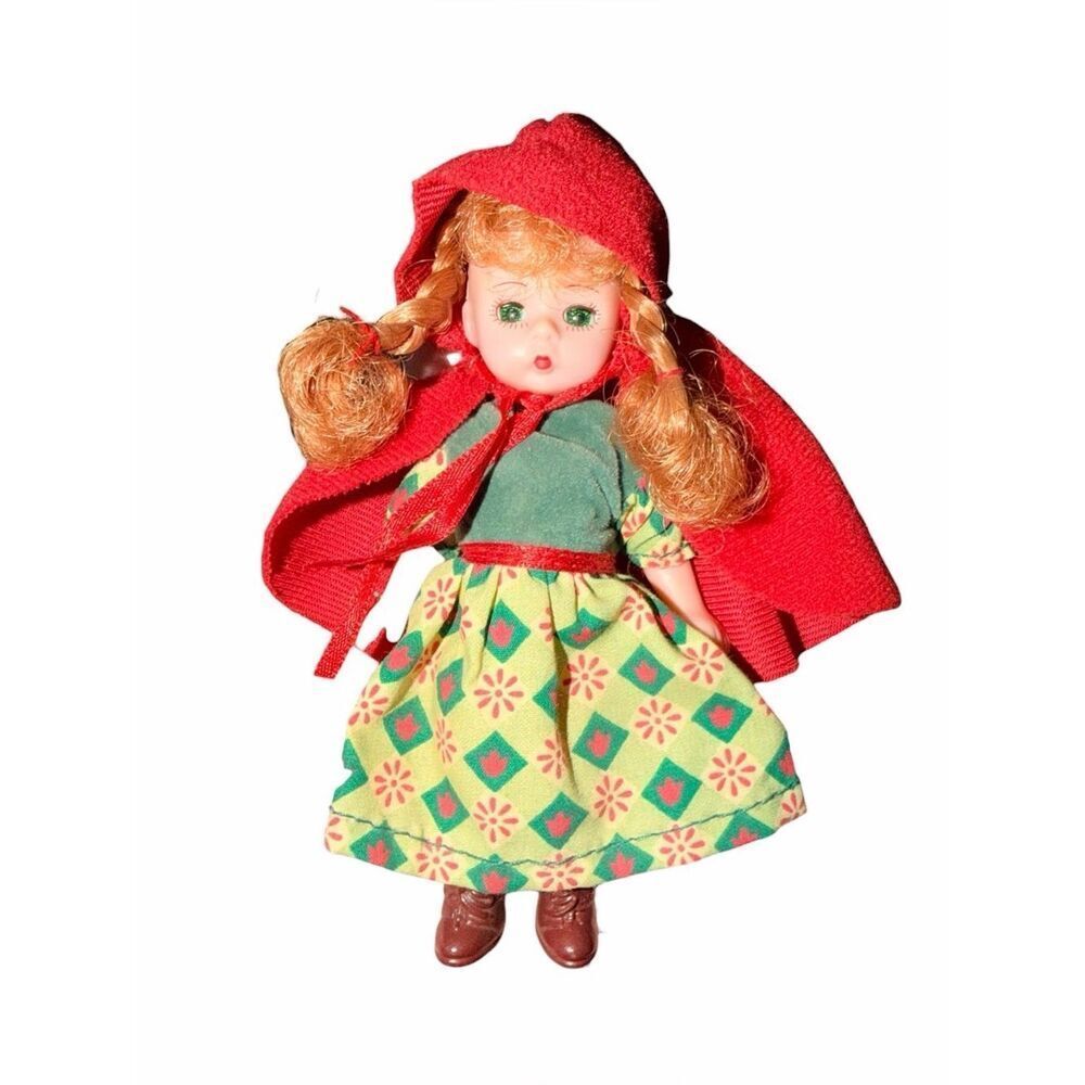 Vintage 2002 Madame Alexander McDonalds Little Red Riding Hood 5" Doll Like New